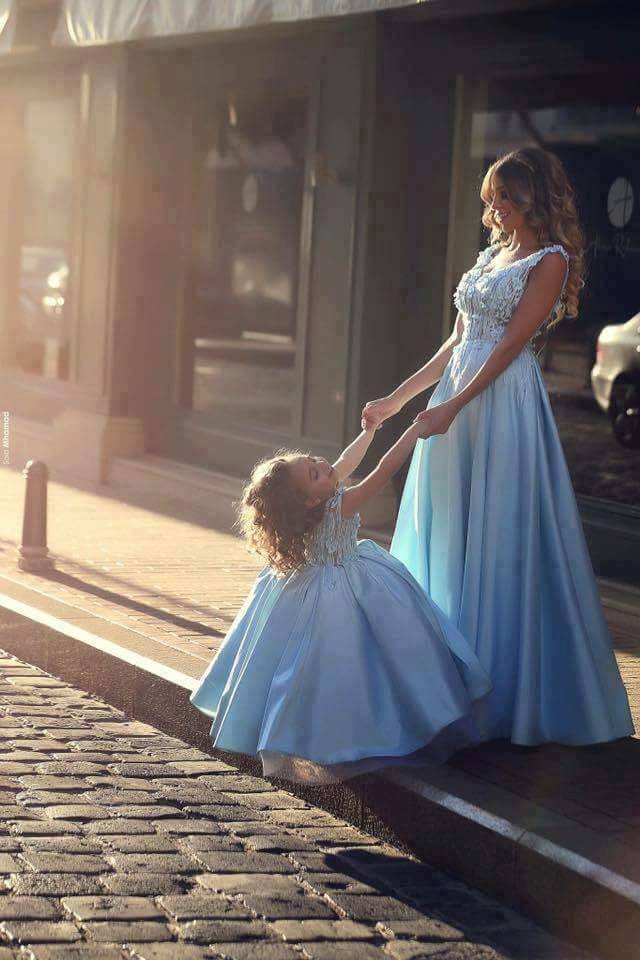 CUTE DAUGHTER AND MOMMY COMBO | 24 | Author Love